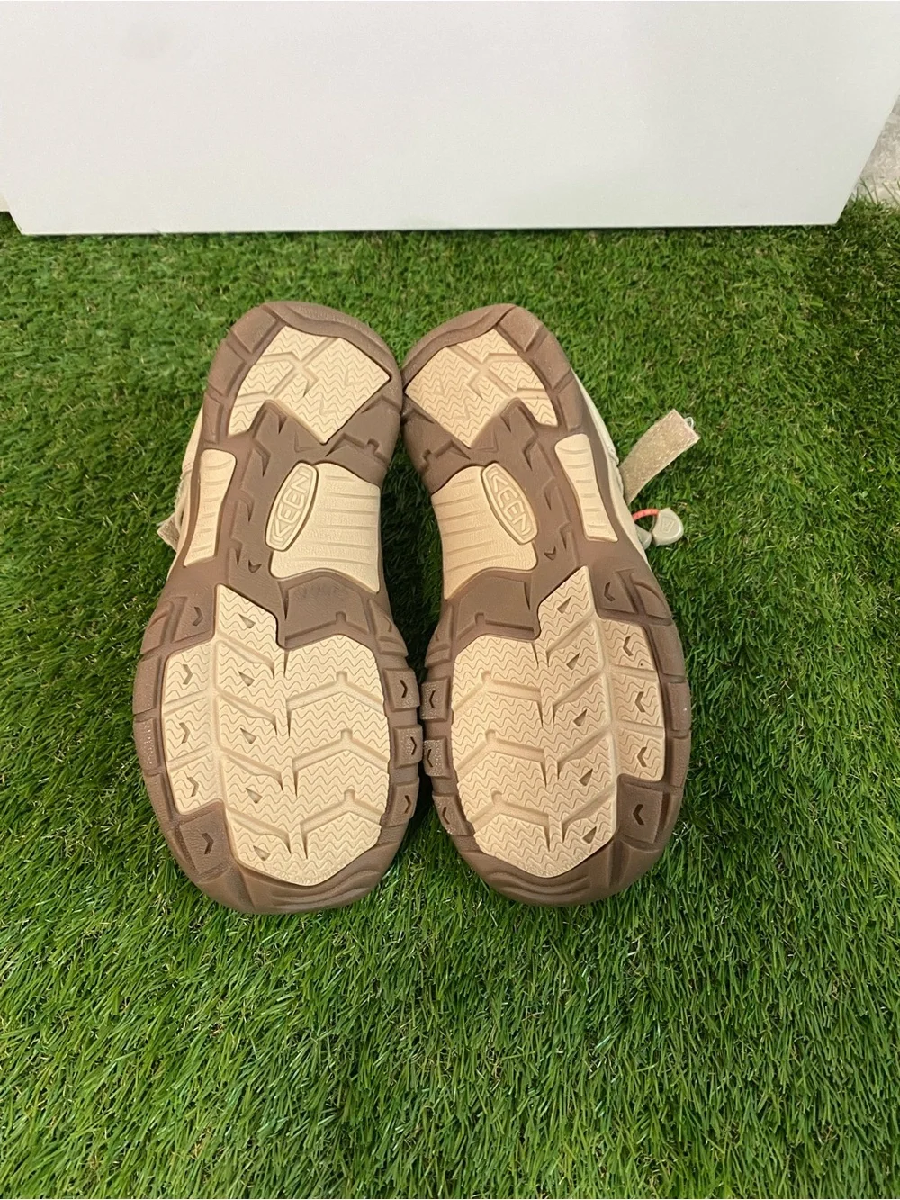 Keen Kids Floral Strap Sandals in Beige, Brown and Pink